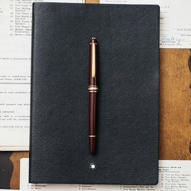 Montblanc Meisterstuck 163 Rollerball Pen Red Gold Trim New Luxury Box Authentic Montblanc Meisterstuck 163 Rollerball Pen Red Gold Trim New Luxury Box Authentic