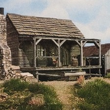 Rusty Stumps Vintage Tie Hacker's Cabin Structure Kit HO Scale for Train Layouts picture
