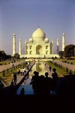 Taj Mahal, Agra India Tourist Photo: 1960's 35mm Slide picture