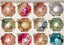 Lot VTG Glass Pictured Stencil SNOW BALL Christmas Ornament Shiny Brite Corning picture