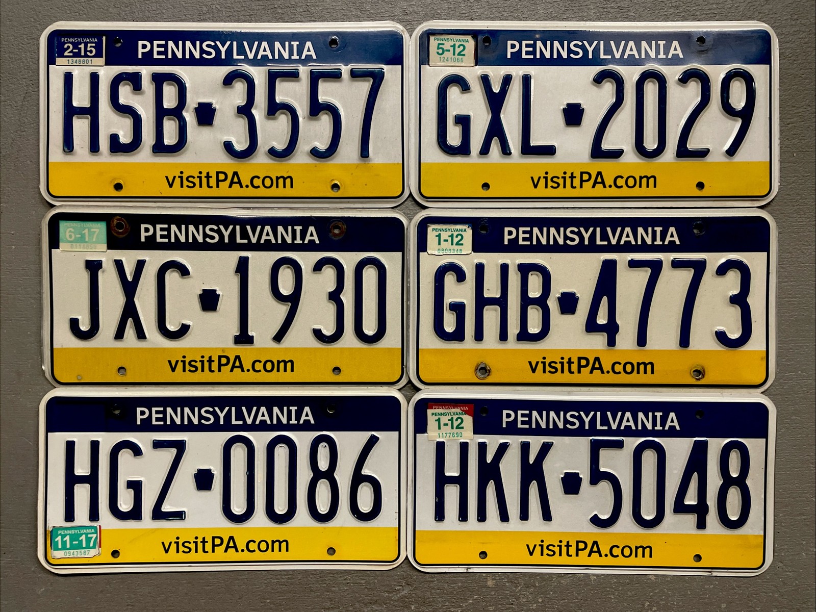 ONE PENNSYLVANIA LICENSE PLATE VISITPA.COM RANDOM LETTERS/NUMBERS NOT MAP STYLE ONE PENNSYLVANIA LICENSE PLATE VISITPA.COM RANDOM LETTERS/NUMBERS NOT MAP STYLE