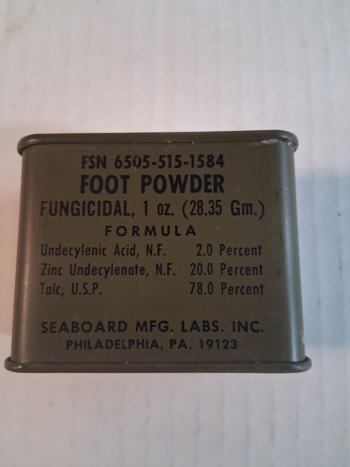 US Army Fungicidal Foot Powder Unopened Can 1oz Vietnam Era USMC Military 19670p