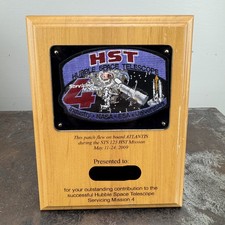 SPACE SHUTTLE ATLANTIS Flown Patch STS 125 Hubble Space Telescope NASA Employee picture