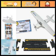 Cessna 172 Hot Wings Model with Connectable Runway - Aviation Collectible Displa picture