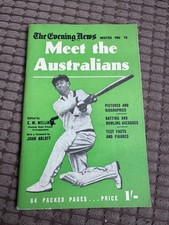 Evening News "Meet The Australians" 64-page Cricket Handbook 1953 - Perfect picture