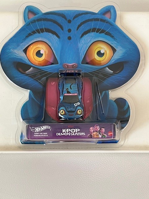 SDCC 2026 Mattel Hot Wheels KPop Demon Hunters Porsche 911 GT3 R 992 SHIPS TODAY SDCC 2026 Mattel Hot Wheels KPop Demon Hunters Porsche 911 GT3 R 992 SHIPS TODAY