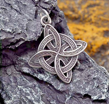 WITCHCRAFT CELTIC IRISH KNOT PAGAN WICCA WITCH charm 925 plated Silver 24" Chain picture