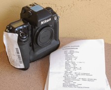 RARE NASA Nikon F5 Camera Body MF28 with Bracket Plate Cue Cards Exposure Data picture