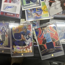 Football Sports Card pack Relic Auto rookie Mem packs! (15 cards)Value over $30  picture