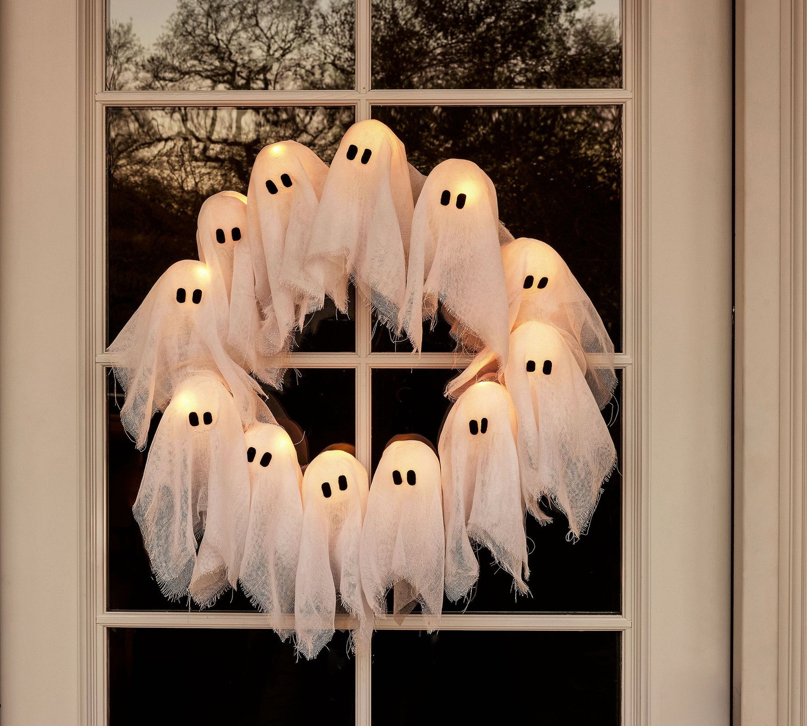 Lit Ghosts Wreath Lit Ghosts Wreath